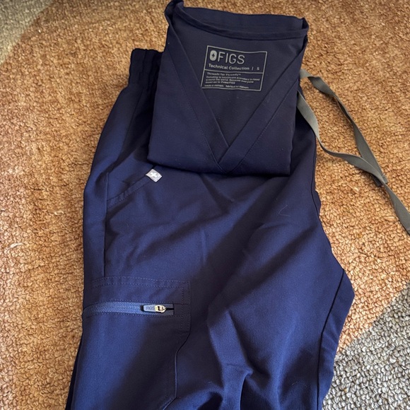 Figs - Picture 1 of 3